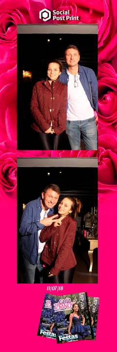 Espelho Mágico Interativo Sticker no lançamento da Revista Guia 15 anos na Fields em Florianópolis.'