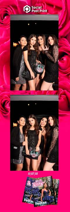 Espelho Mágico Interativo Sticker no lançamento da Revista Guia 15 anos na Fields em Florianópolis.'