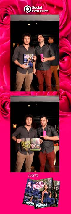 Espelho Mágico Interativo Sticker no lançamento da Revista Guia 15 anos na Fields em Florianópolis.'