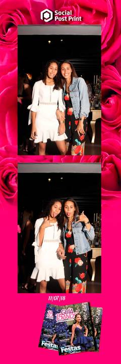 Espelho Mágico Interativo Sticker no lançamento da Revista Guia 15 anos na Fields em Florianópolis.'