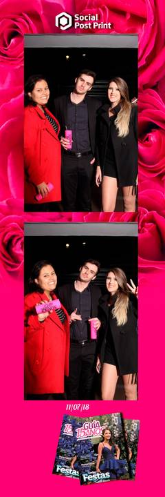 Espelho Mágico Interativo Sticker no lançamento da Revista Guia 15 anos na Fields em Florianópolis.'