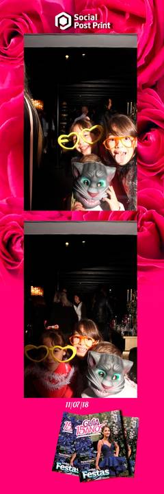 Espelho Mágico Interativo Sticker no lançamento da Revista Guia 15 anos na Fields em Florianópolis.'