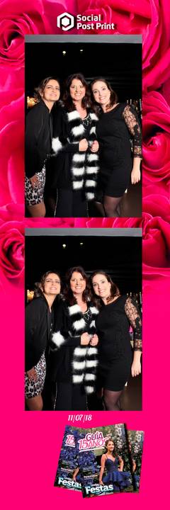 Espelho Mágico Interativo Sticker no lançamento da Revista Guia 15 anos na Fields em Florianópolis.'