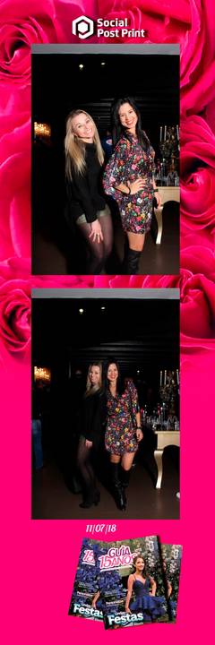 Espelho Mágico Interativo Sticker no lançamento da Revista Guia 15 anos na Fields em Florianópolis.'