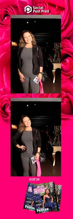 Espelho Mágico Interativo Sticker no lançamento da Revista Guia 15 anos na Fields em Florianópolis.'