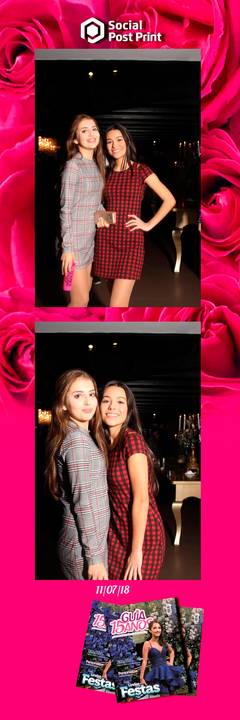 Espelho Mágico Interativo Sticker no lançamento da Revista Guia 15 anos na Fields em Florianópolis.'