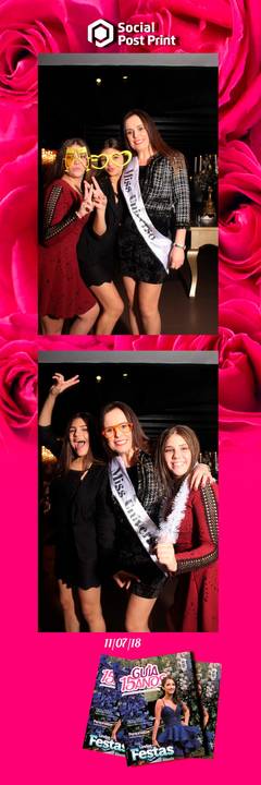 Espelho Mágico Interativo Sticker no lançamento da Revista Guia 15 anos na Fields em Florianópolis.'