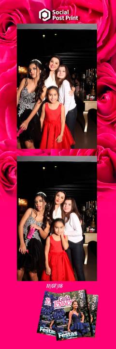 Espelho Mágico Interativo Sticker no lançamento da Revista Guia 15 anos na Fields em Florianópolis.'