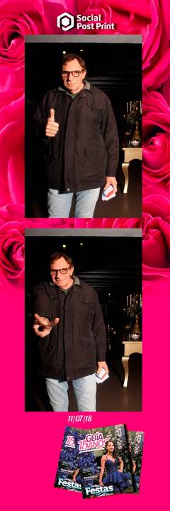 Espelho Mágico Interativo Sticker no lançamento da Revista Guia 15 anos na Fields em Florianópolis.'