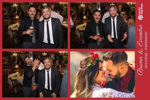 Totem Fotográfico em casamento realizado em Itapema (SC).'