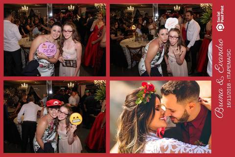 Totem Fotográfico em casamento realizado em Itapema (SC).'