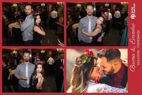 Totem Fotográfico em casamento realizado em Itapema (SC).'