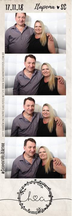 Cabine de Fotos em casamento realizado em Itapema.'