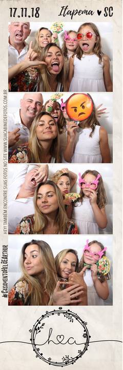 Cabine de Fotos em casamento realizado em Itapema.'