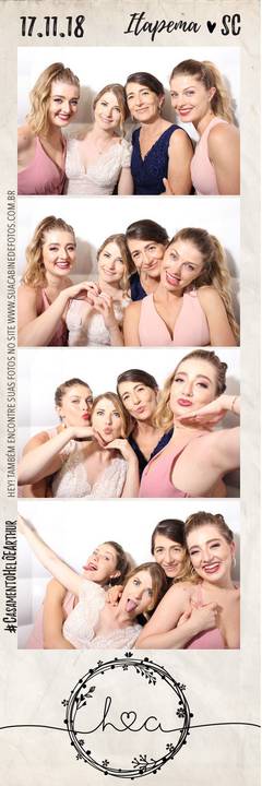 Cabine de Fotos em casamento realizado em Itapema.'