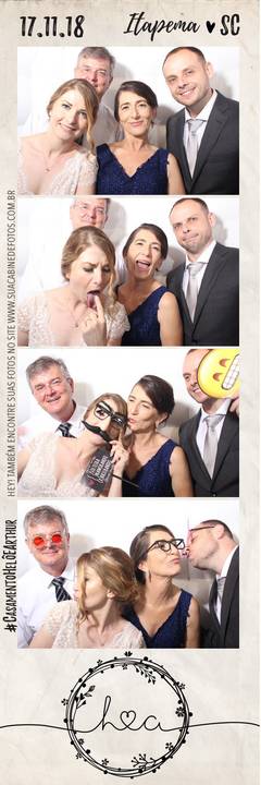 Cabine de Fotos em casamento realizado em Itapema.'