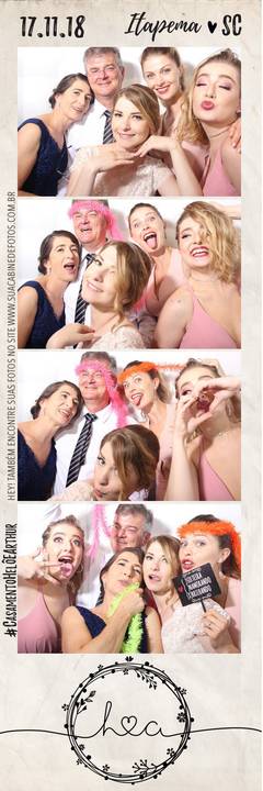 Cabine de Fotos em casamento realizado em Itapema.'