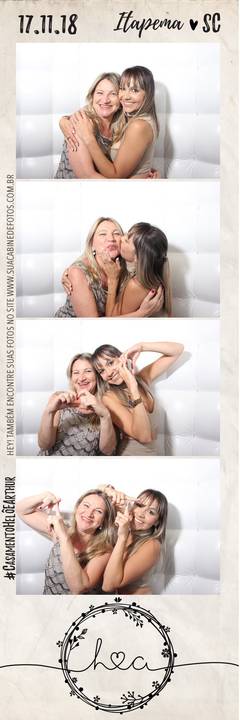 Cabine de Fotos em casamento realizado em Itapema.'