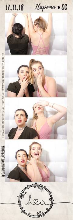 Cabine de Fotos em casamento realizado em Itapema.'