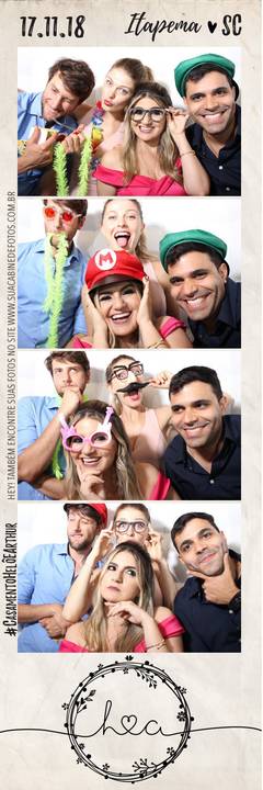 Cabine de Fotos em casamento realizado em Itapema.'