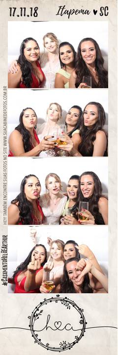 Cabine de Fotos em casamento realizado em Itapema.'