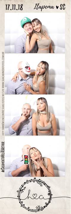 Cabine de Fotos em casamento realizado em Itapema.'