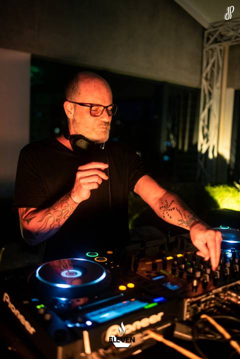 '