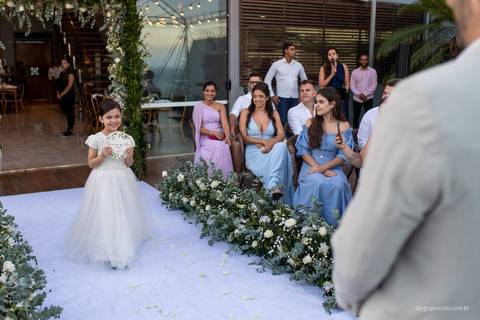 Expressões genuínas de felicidade e alegria'