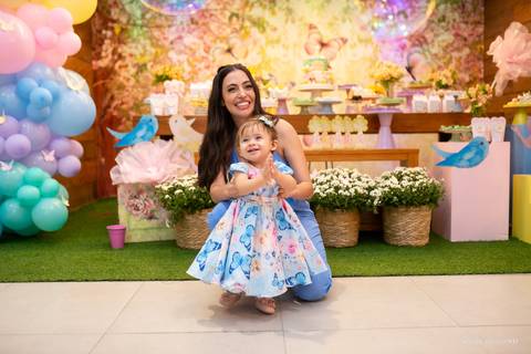 Cenário perfeito para um aniversário cheio de encanto.'