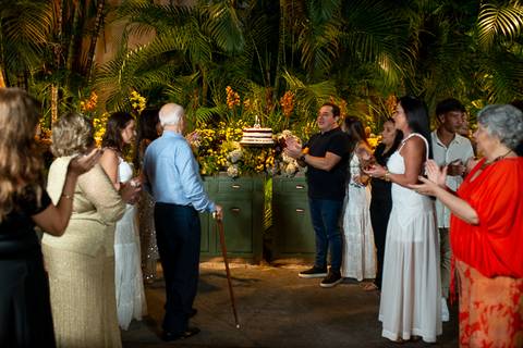 Aniversário inesquecível com fotografia profissional em Dom Cavati – Imagens que eternizam momentos especiais.'