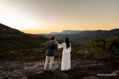 por do sol no deck em ouro preto'