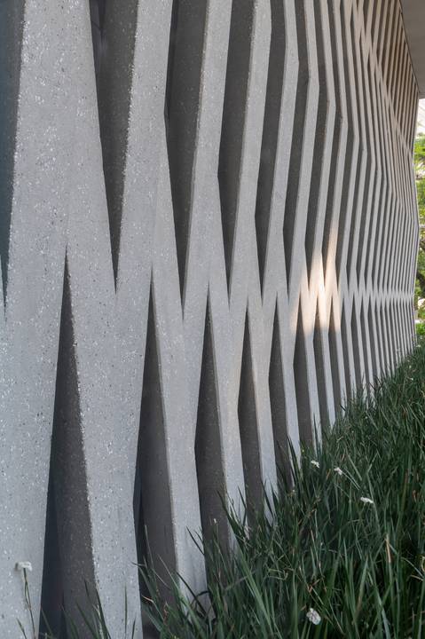 '