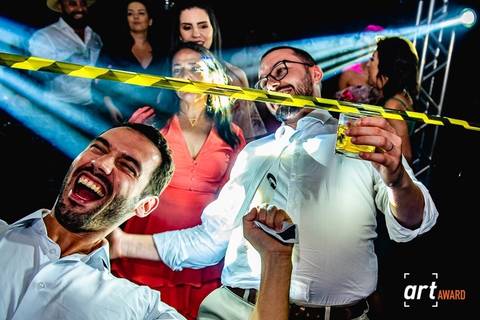 Fotografia premiada na FineArt Association na categoria Recepção, dançando a Dança da Cordinha'