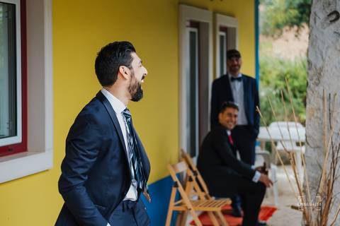 Fotógrafo de casamentos em Leiria,Coimbra Aveiro.
Fotografia documental de casamento. Fotografia com emoção, paixão e sem poses. Imagens verdadeiras e cheias de amor.
Fotografamos em todo o país. Casamento em Ansião e na Quinta das Abertas.'