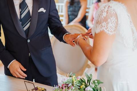 Fotógrafo de casamentos em Leiria,Coimbra Aveiro.
Fotografia documental de casamento. Fotografia com emoção, paixão e sem poses. Imagens verdadeiras e cheias de amor.
Fotografamos em todo o país. Casamento em Ansião e na Quinta das Abertas.'