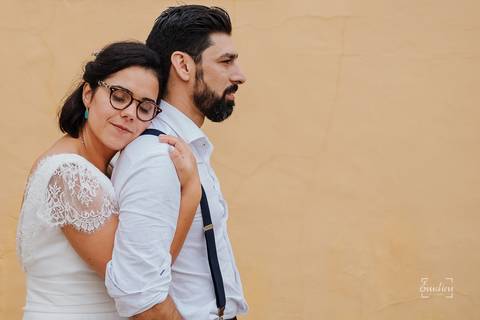 Fotógrafo de casamentos em Leiria,Coimbra Aveiro.
Fotografia documental de casamento. Fotografia com emoção, paixão e sem poses. Imagens verdadeiras e cheias de amor.
Fotografamos em todo o país. Casamento em Ansião e na Quinta das Abertas.'