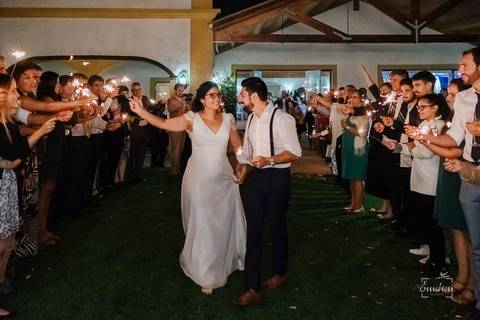 Fotógrafo de casamentos em Leiria,Coimbra Aveiro.
Fotografia documental de casamento. Fotografia com emoção, paixão e sem poses. Imagens verdadeiras e cheias de amor.
Fotografamos em todo o país. Casamento em Ansião e na Quinta das Abertas.'