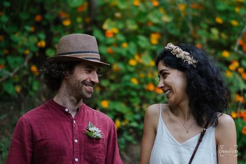 Fotógrafo de casamentos em Coimbra, Leiria, Aveiro.
Fotografia documental de casamento. Fotografia com emoção, paixão e sem poses. Imagens verdadeiras e cheias de amor.
Fotografamos em todo o país. Sessão Solteiros em Coimbra.'