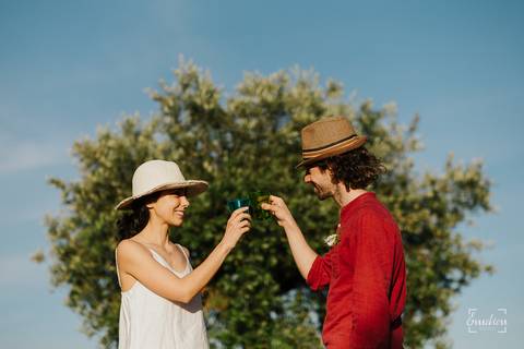 Fotógrafo de casamentos em Coimbra, Leiria, Aveiro.
Fotografia documental de casamento. Fotografia com emoção, paixão e sem poses. Imagens verdadeiras e cheias de amor.
Fotografamos em todo o país. Sessão Solteiros em Coimbra.'