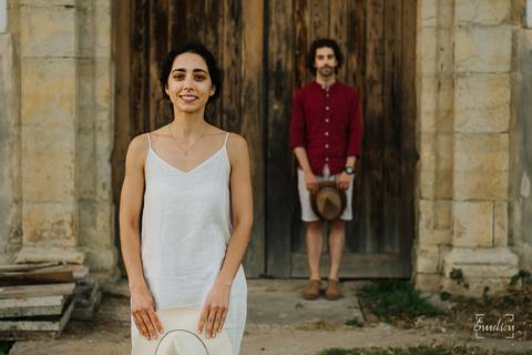 Fotógrafo de casamentos em Coimbra, Leiria, Aveiro.
Fotografia documental de casamento. Fotografia com emoção, paixão e sem poses. Imagens verdadeiras e cheias de amor.
Fotografamos em todo o país. Sessão Solteiros em Coimbra.'