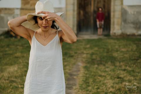 Fotógrafo de casamentos em Coimbra, Leiria, Aveiro.
Fotografia documental de casamento. Fotografia com emoção, paixão e sem poses. Imagens verdadeiras e cheias de amor.
Fotografamos em todo o país. Sessão Solteiros em Coimbra.'