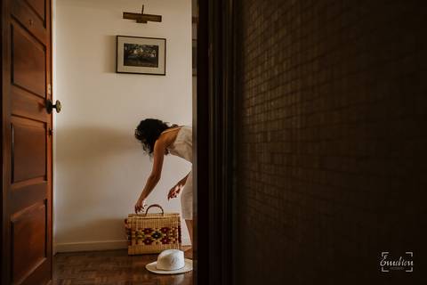 Fotógrafo de casamentos em Coimbra, Leiria, Aveiro.
Fotografia documental de casamento. Fotografia com emoção, paixão e sem poses. Imagens verdadeiras e cheias de amor.
Fotografamos em todo o país. Sessão Solteiros em Coimbra.'