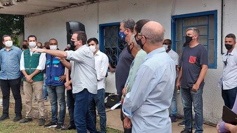 Prefeito e Secretários no Mendanha'