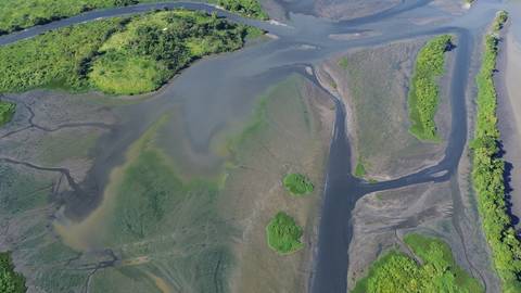 Fotos dia 20 de maio após abertura  das comportas'