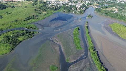 Fotos dia 20 de maio após abertura  das comportas'