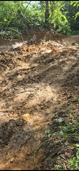 Light na estrada da Torre trocando poste'