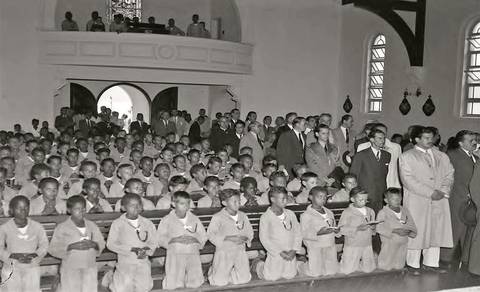 Igreja na época da Escola de Pesca'