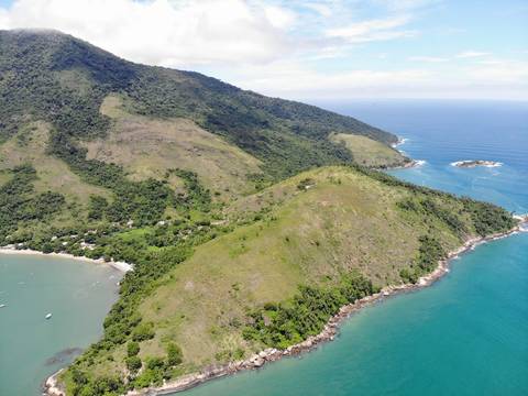 Vista aérea da pescaria Velha com Ponta do Sino'