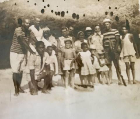 Moradores da Marambaia'