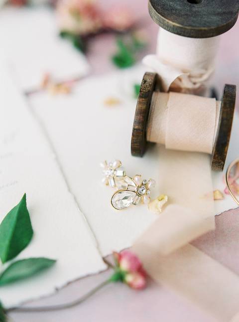 boudoir, Bride, Fuji400H, PortugalPhotographer, wedding day, fine art photography, porto photographer, film photography, she, bride preparation, noiva, fotografo de casamento, fotografo do porto, sessão intima, sessão lingerie, 
'